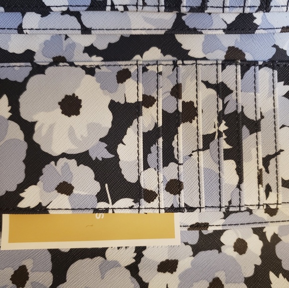 Michael Kors wallet - Picture 4 of 6